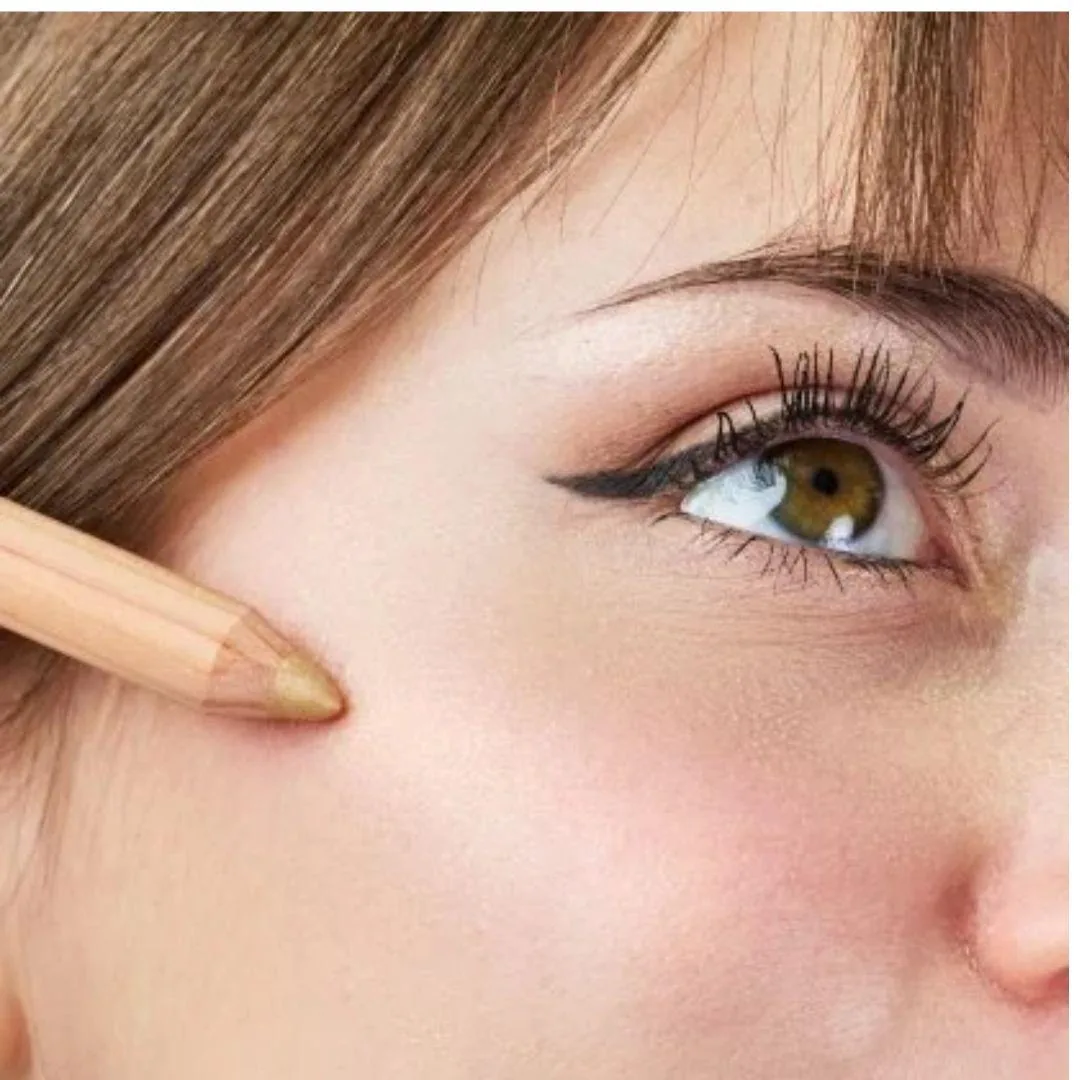 Matitone Illuminante viso e occhi oro champagne 3